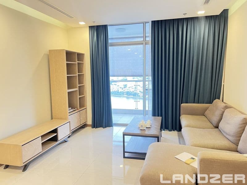 Vinhomes Central Park 3 bedrooms apartment for rent, Fully Furnished & Exquisite