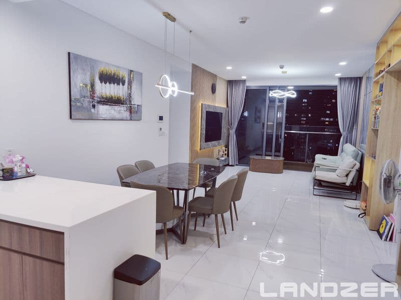 SW104 - Sunwah Pearl 2 bedrooms apartment for rent, Modern style, Best price